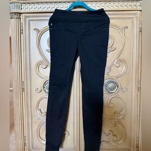 Rock & Republic Black pull on Jeans guc sz 2M fake pockets front real in back